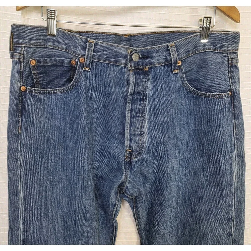 Levi's 501 Jeans Original Button Fly Straight Leg Lt-Med 38X30 (act. in pics)